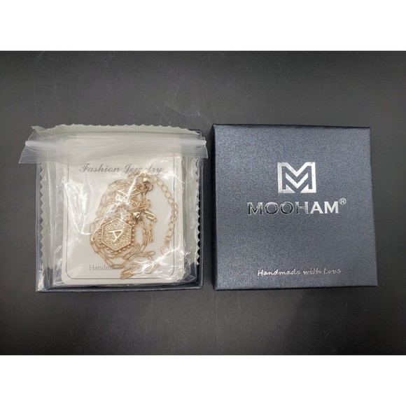 New In Box Initial "A" Medallion Pendant Layered Necklace 14k Gold-Plated Cute - Picture 6 of 7